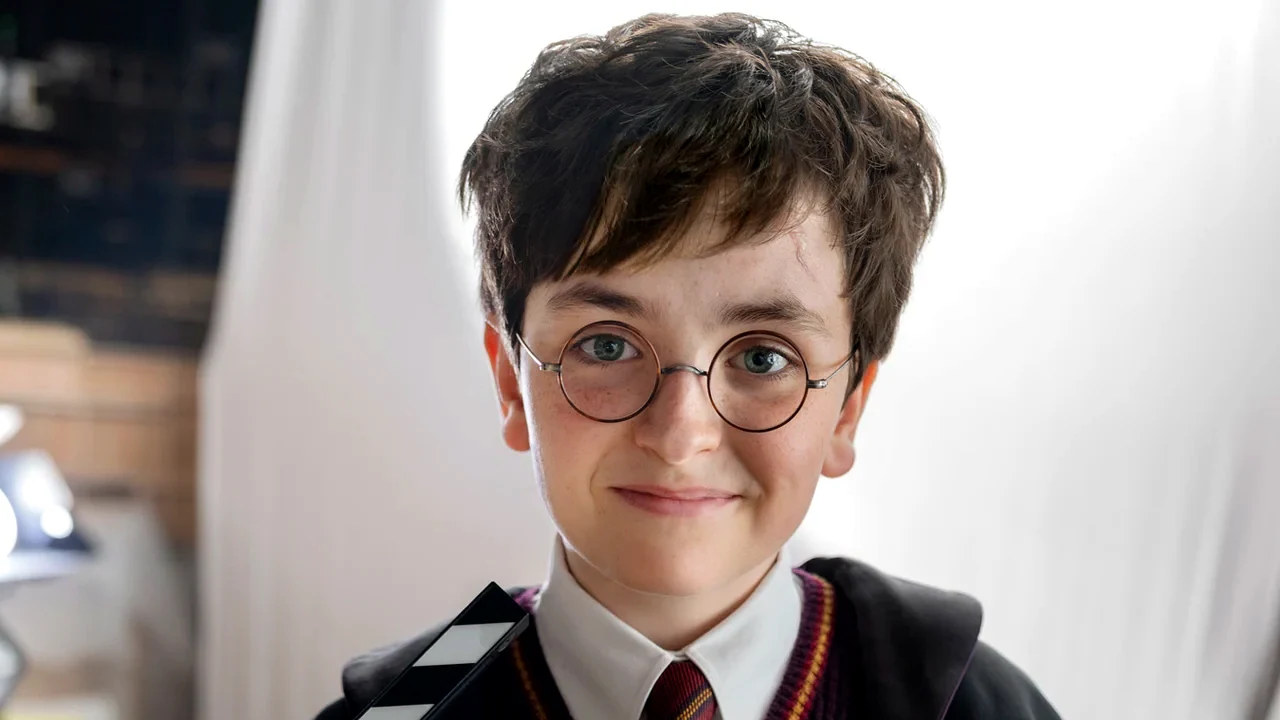 Série de Harry Potter muda atriz de Gina e escala Dobby e Tom Riddle para a 2ª temporada